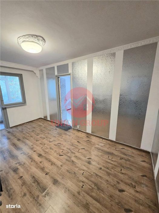 Apartament 3 Camere, Semidecomandat, Zona Piata Amzacea, Etaj 1 — fotografia 3