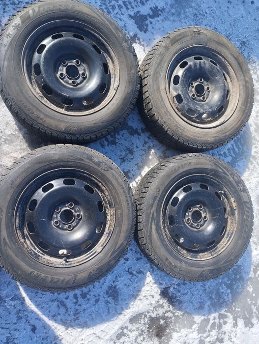 Шины липучка с дисками 195-65-R15