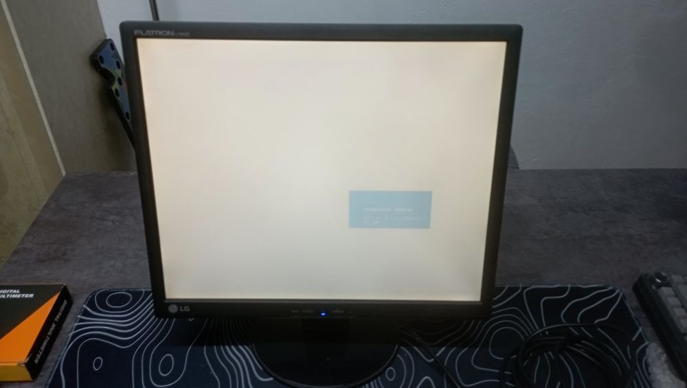 Монитор LG Flatron L1942S 60 Hz