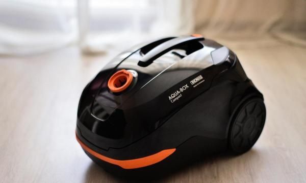 Продам пылесос thomas aquabox compact
