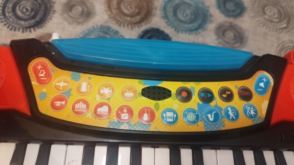 Детско пиано със столче и микрофон