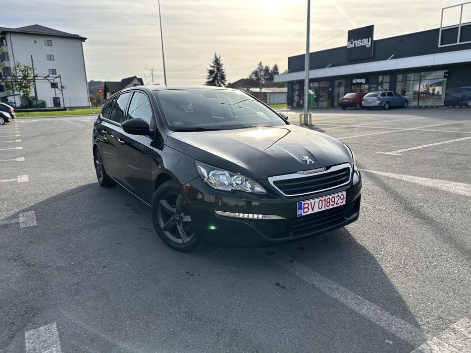 Peugeot 308 SW 1.2 110 led navi Carte service la zii Climatronic