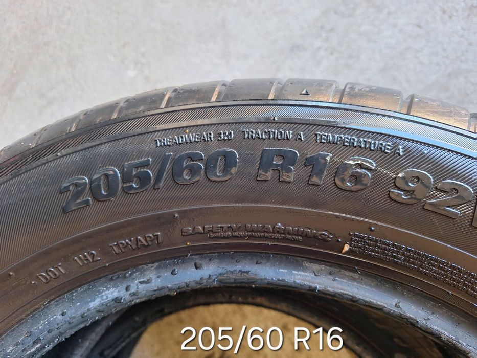 2бр Летни гуми 205/60 R16