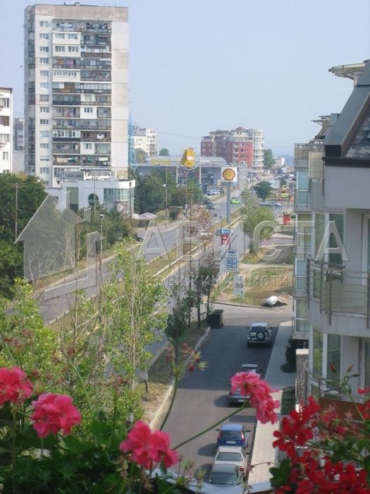 2-стаен в София-Младост 2 площ 60 цена 620