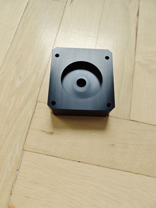 Продавам капак за водна помпа (водно охлаждане) Petra'sTech DDCT-01s A