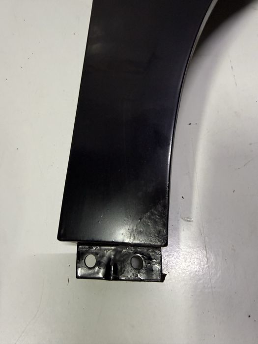 Aripa dreapta fata VW Passat B6 neagra LC9X MIC DEFECT