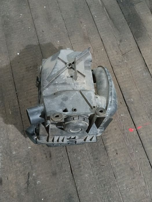 Корпус фильтра Пассат б3