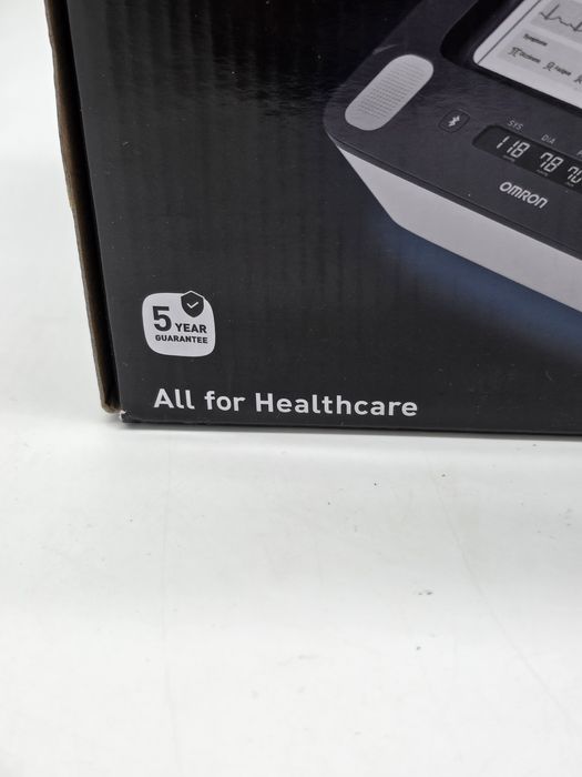 Tensiometru automat de brat cu ECG Omron Complete, cu afisaj si Bluetooth, masurarea tensiunii arteriale si a pulsului, Alb/Gri, produs NOU, intact