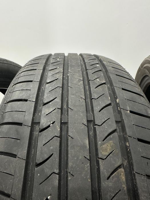 Автошины 215/55R17
