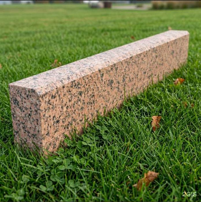 Гранитные бордюры L×300×150 мм