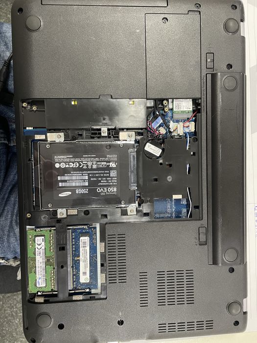 Lenovo ThinkPad E560