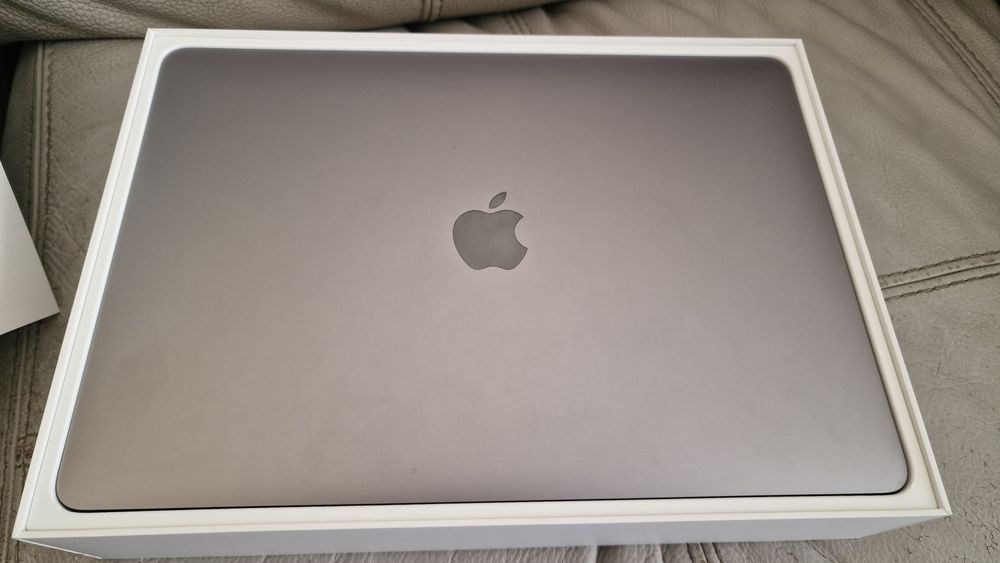 Apple Macbook Pro 13 A2159 2019 i5 16/256