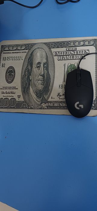 Мышка Logitech g102