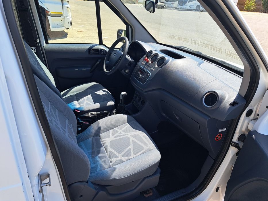 Ford Transit  Connect 5 locuri