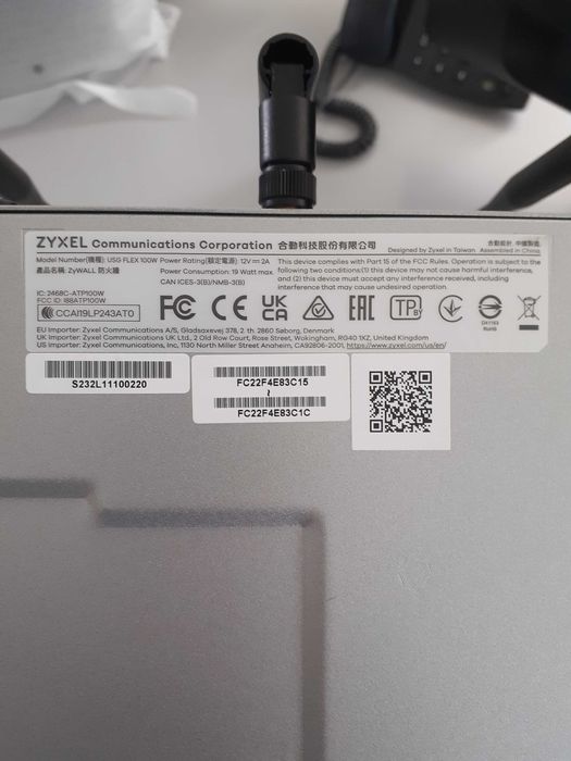 Vand router wireless Firewall ZYXEL USG ATP100W