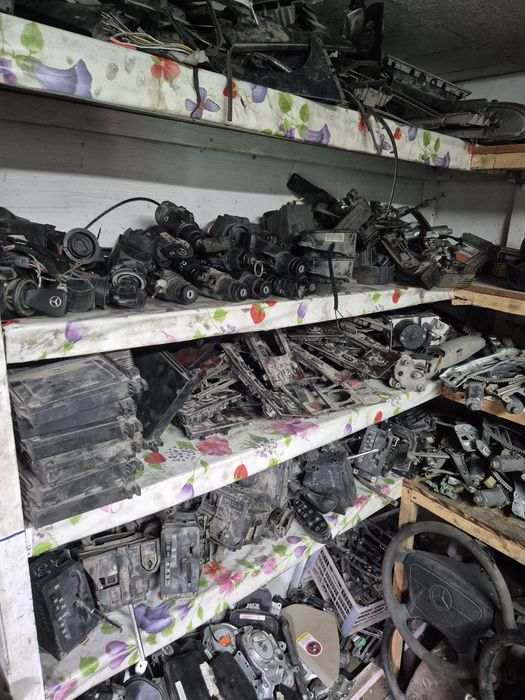 Продается Авторазбор Mercedes-Benz w210 w211