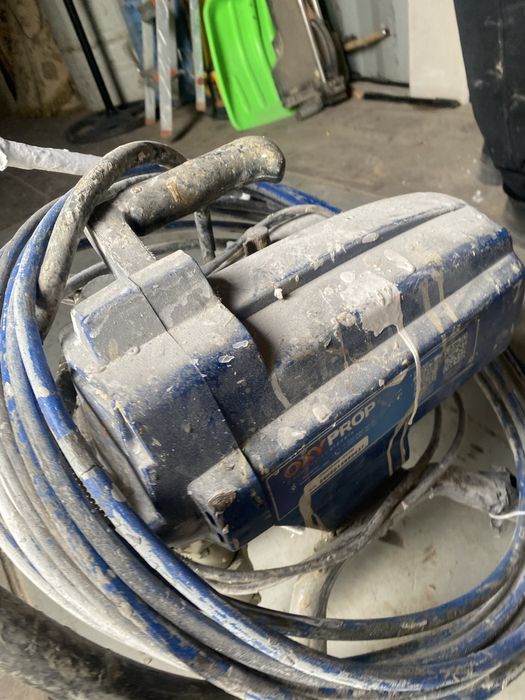 Краскопульт оксипро 595 Продам диван недорого БУ