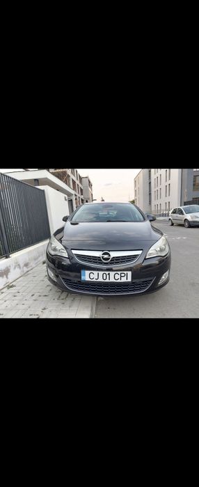 Vand Opel Astra J Urgent