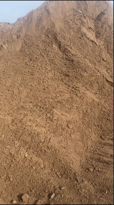 Щебень, песок, отсев, черназем,  перегной.