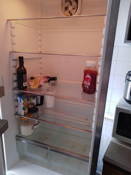 Продавам за части хладилник MIELE KFN14923SD ed