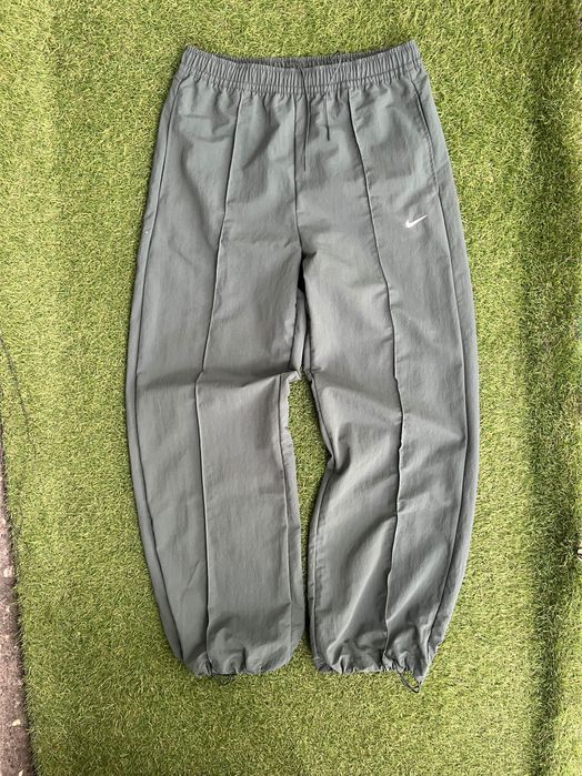 Дамско долнище : Nike Sportswear Everything Wovens Mid-Rise Open-Hem Pants M