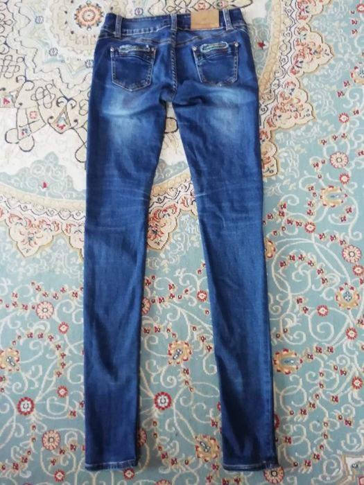 Продам женские джинсы (летние) )