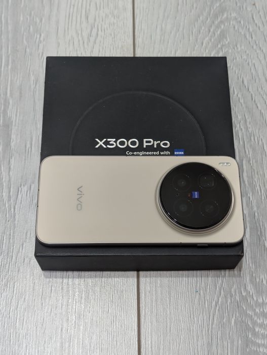 Vivo X300 Pro 512 gb Ram 16 5G global EAC