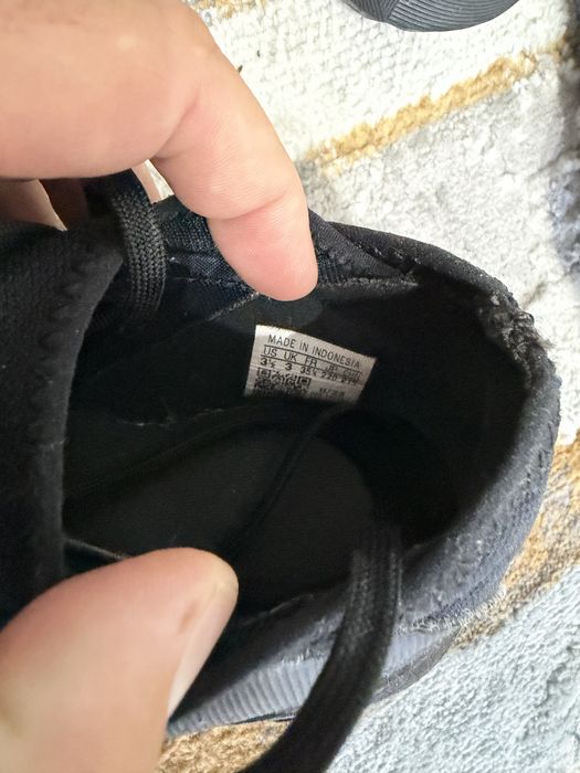 Adidas copii Fotbal sintetic nr 35 ( 22 cm ) 10/10  Pret : 59 lei