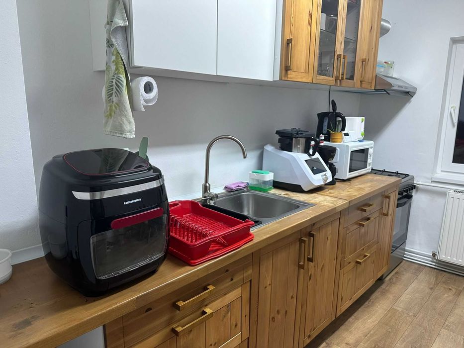 Inchiriere apartament nedecomandat 3 camere 2 bai 2 balcoane 73mp