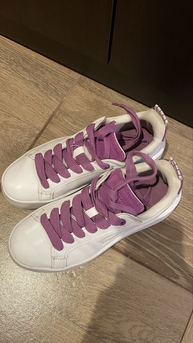 Лилави кецове Lacoste