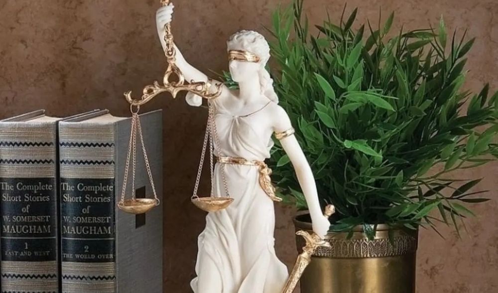 Адвокат хизматлари