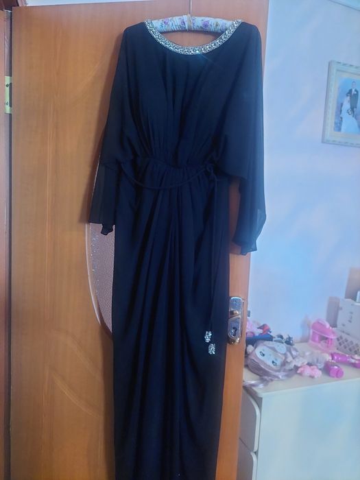 Срочно продам платье