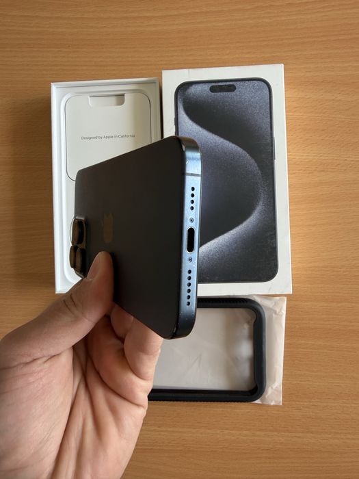 De vanzare iPhone 15 Pro Max Blue Titan, 512Gb- pret fix