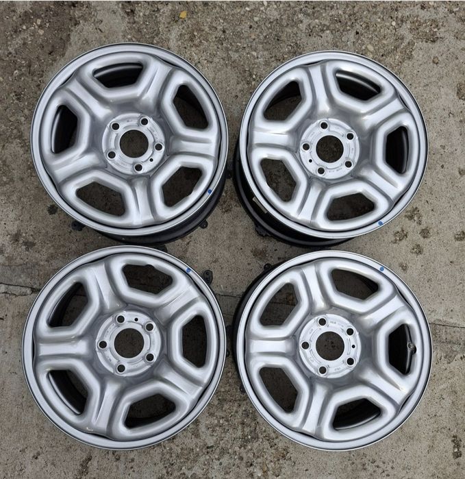 Jante duster  5x114.3mm  r16 NOI