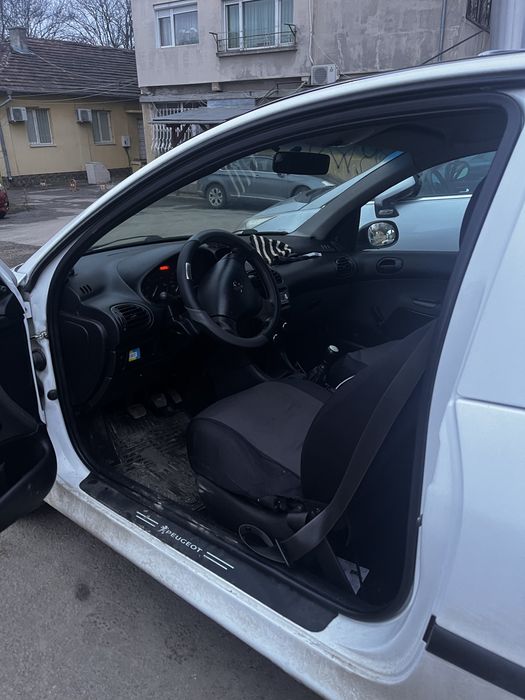 Пежо 206 хечбек 1.4TDI Дизел 2008