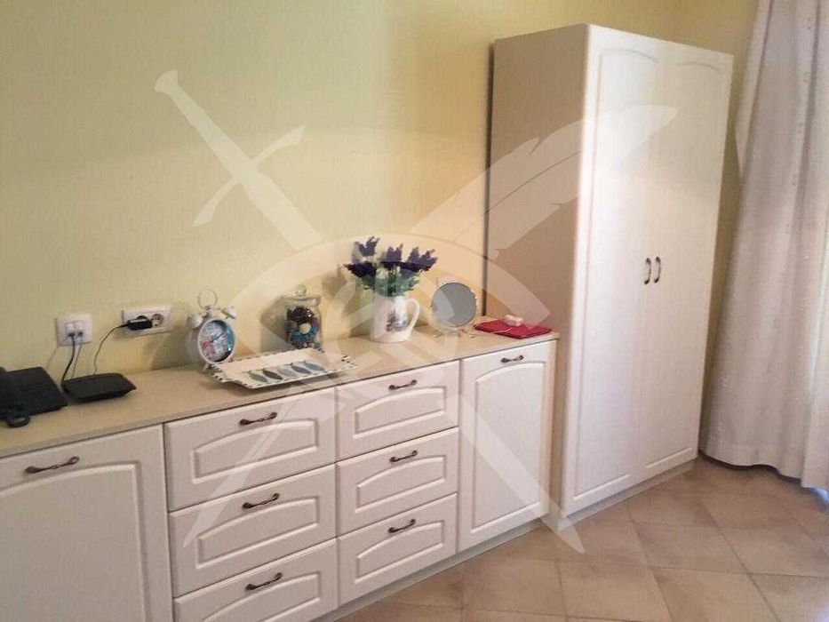 Продава се Двустаен апартамент в Созопол - 56 кв.м за 1965 €/кв.м - Снимка #1