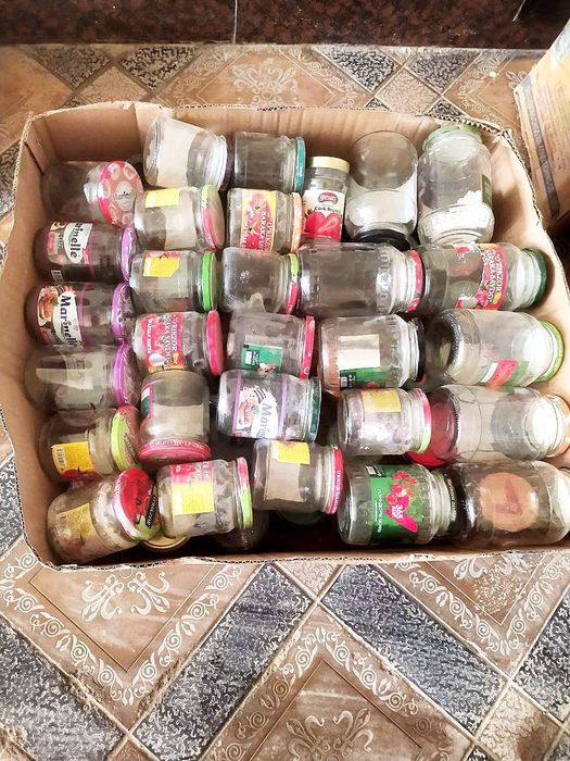 Продается банки разные