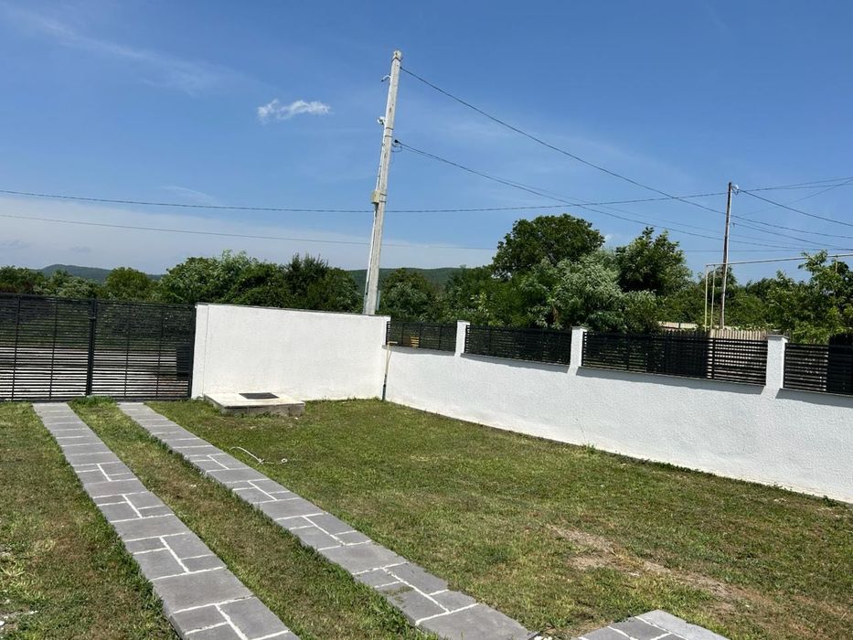 Casa de vanzare pe parter