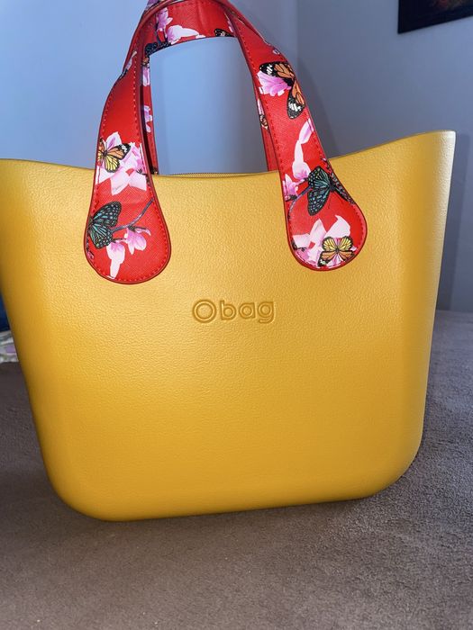 Geanta O bag galbenă