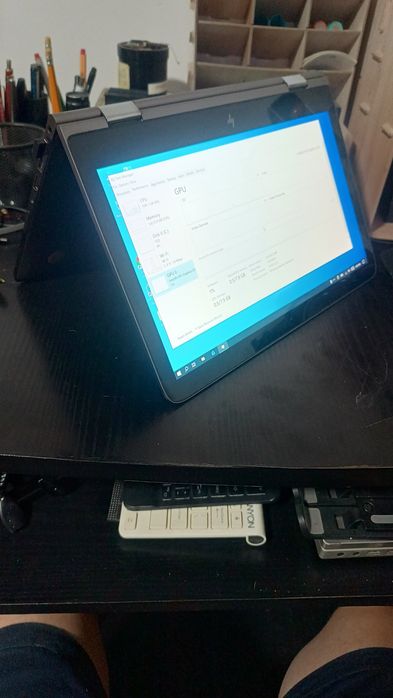 Vând laptop HP envy x360 convertible