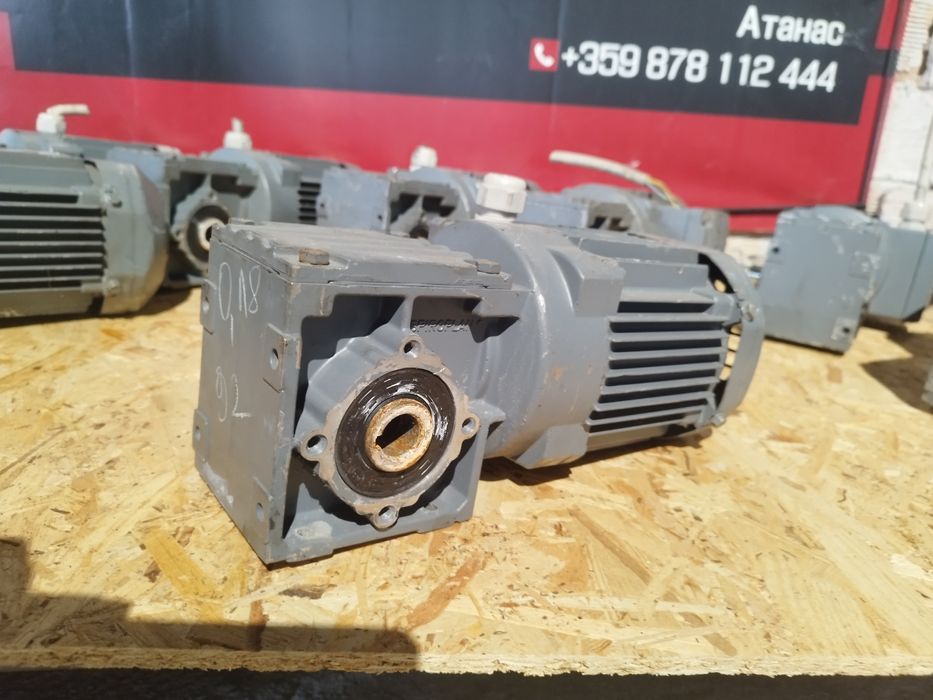 Електромотор с редуктор SEW 0.18 кВ 92 оборота