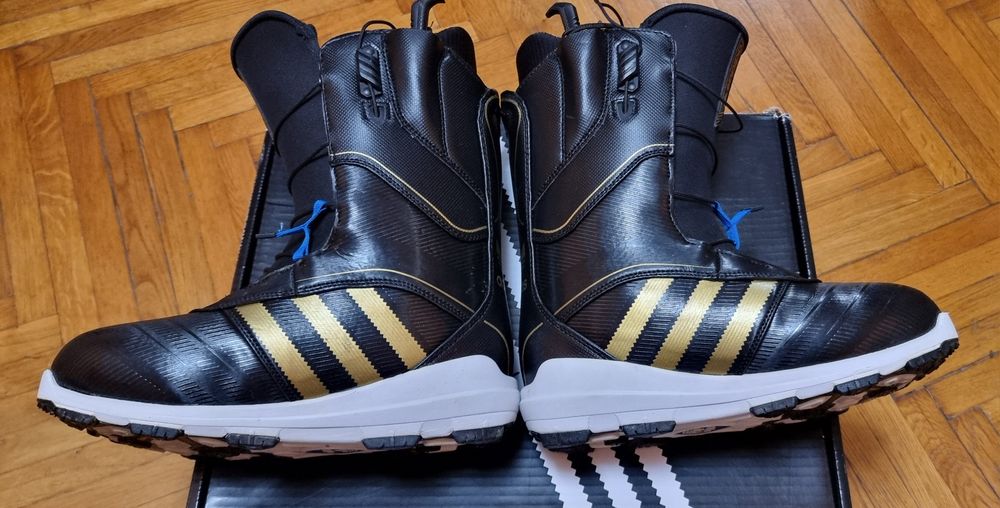 Boots Adidas 40/26cm