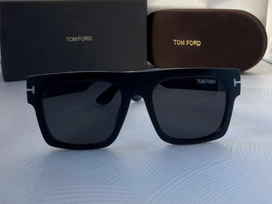 Мъжки слънчеви очила маска