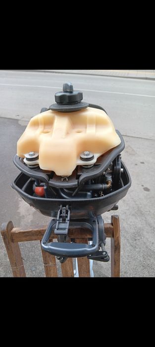 YAMAHA four stroke 2,5k.c