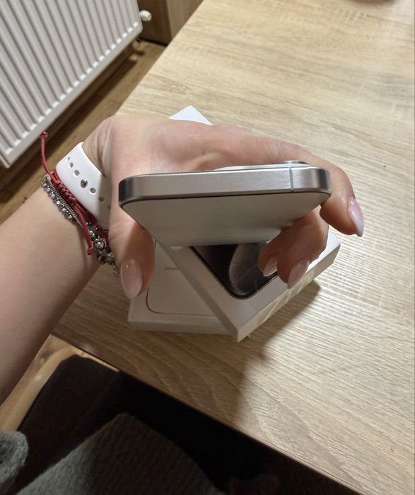 Iphone 15 pro, NOU, White titanium, 256 GB