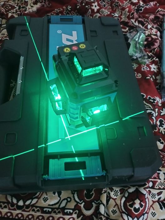 Продам лазерный уровень