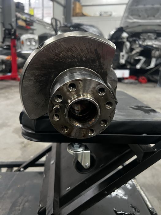 Колянов вал за Мерцедес 642/ ремонтиран