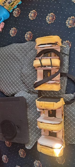 Vând fotoliu masaj pentru piese schimb