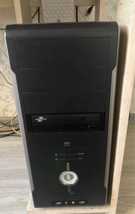 Продам компьютер