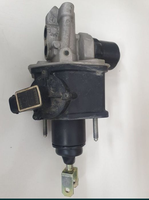 Спирачна помпа MERCEDES W219 W211
